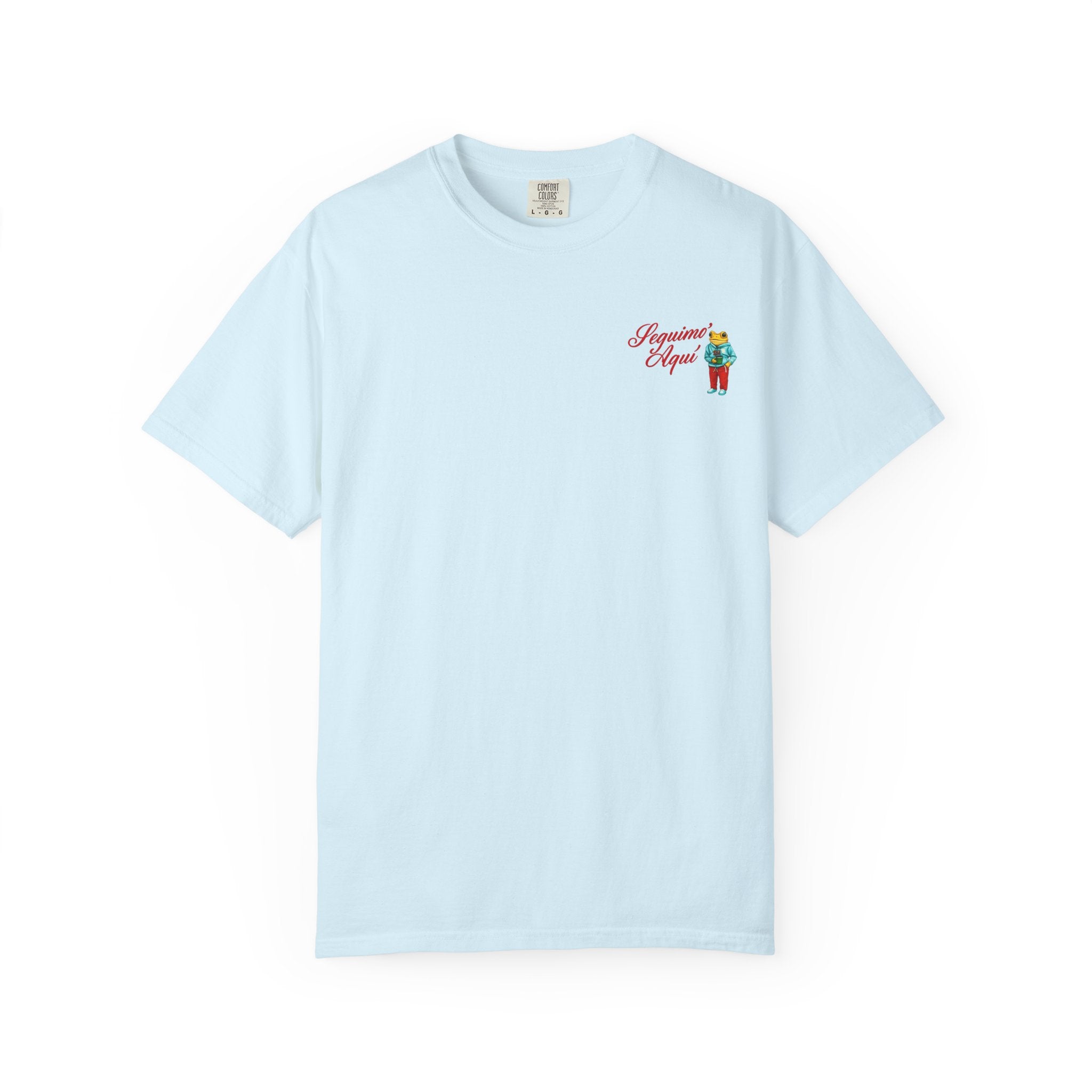 Spanish Quote T-Shirt — “Mientras uno está vivo…” Chest Graphic & Back Typography